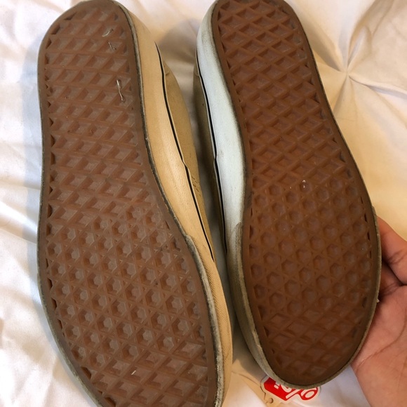 Vans - Picture 3 of 4